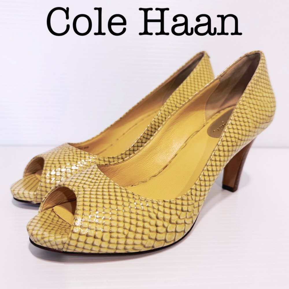 Cole Haan Tan Snake Print Patent Leather Peep Toe Stacked Heels Size 8 1/2